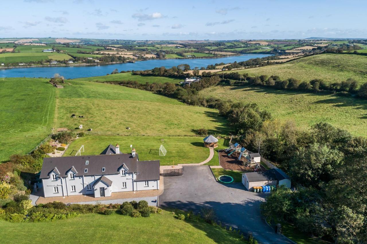 Four Winds,Kinsale Town,Exquisite Holiday Homes,Sleeps 26 Екстер'єр фото