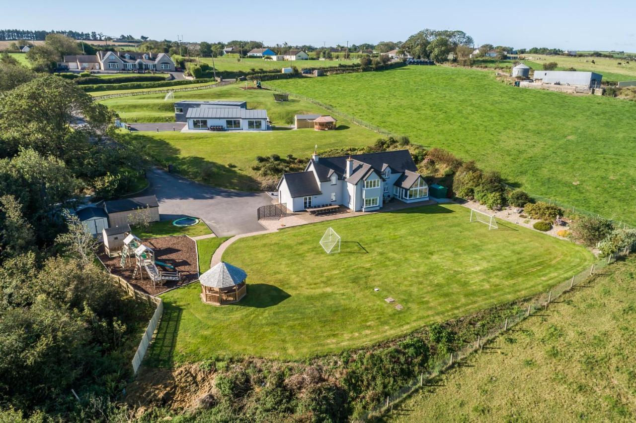 Four Winds,Kinsale Town,Exquisite Holiday Homes,Sleeps 26 Екстер'єр фото