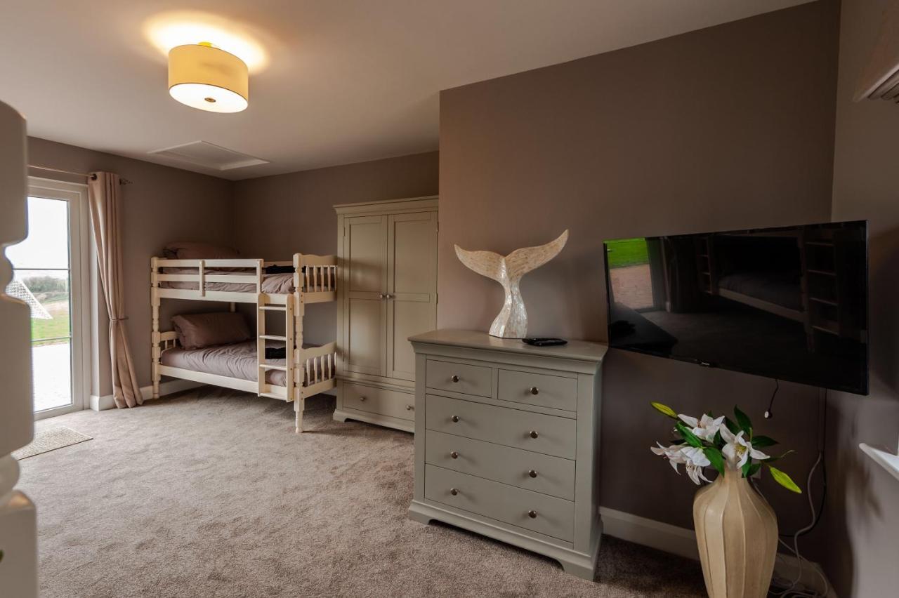 Four Winds,Kinsale Town,Exquisite Holiday Homes,Sleeps 26 Екстер'єр фото
